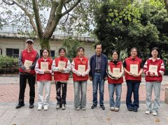 家庭教育指导服务